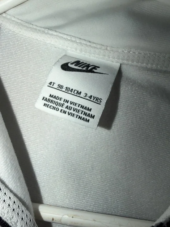 Nike White and Black Full-Zip Jacket Kids-4T - Picture 3 of 6